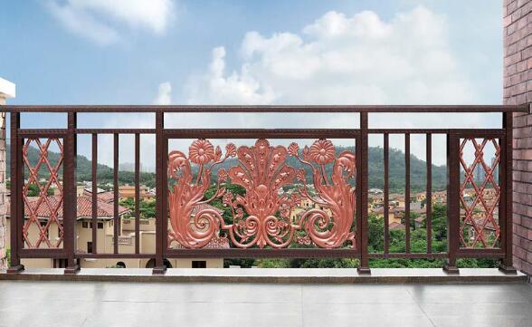 铝艺护栏在现代家庭装修中得到了充分应用(图1) 铝艺护栏在现代家庭装修中得到了充分应用(图1)