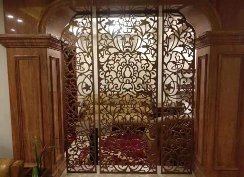 客厅屏风隔断安装(图2) 客厅屏风隔断安装(图2)