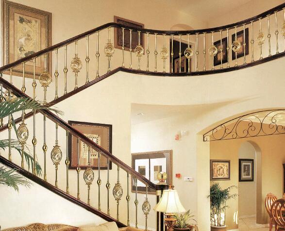 铜楼梯扶手安装(图1) 铜楼梯扶手安装(图1)