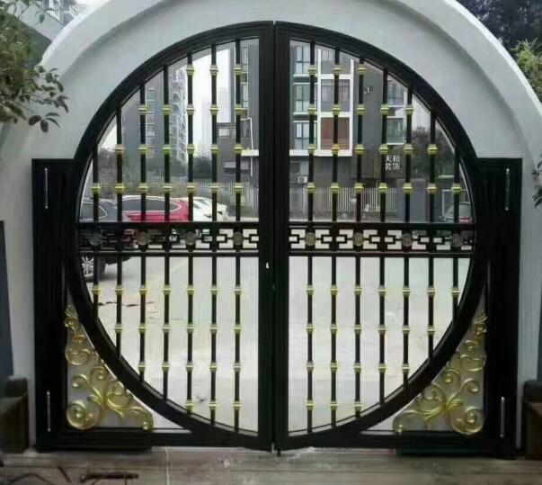 圆形铝艺大门型材安装起来就是有艺术感(图1) 圆形铝艺大门型材安装起来就是有艺术感(图1)