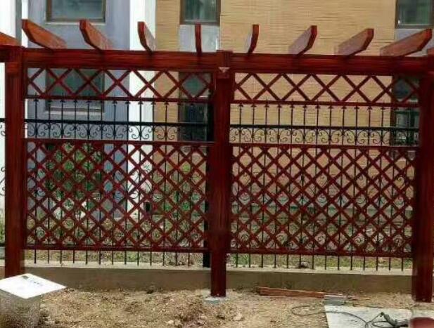 铝艺围栏厂家新研发的铝艺廊架安装好(图1) 铝艺围栏厂家新研发的铝艺廊架安装好(图1)